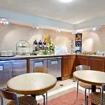 Super 8 By Wyndham Orlando International Drive 