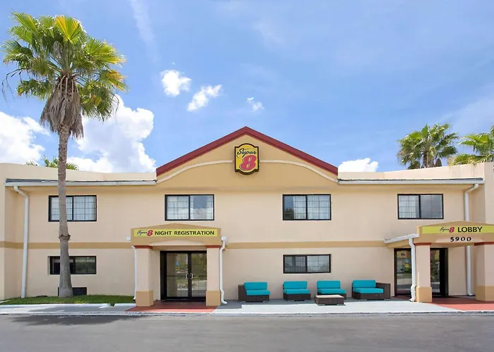 Super 8 By Wyndham Orlando International Drive